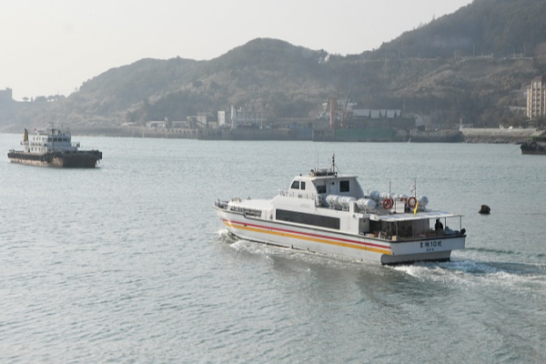 Qingming_Festival_Spurs_Cross_Strait_Travel_Surge_via_Mini_Three_Links