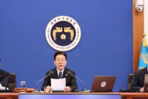 ROK_Leader_Expresses_Regret_to_DPRK_Over_Drone_Incident