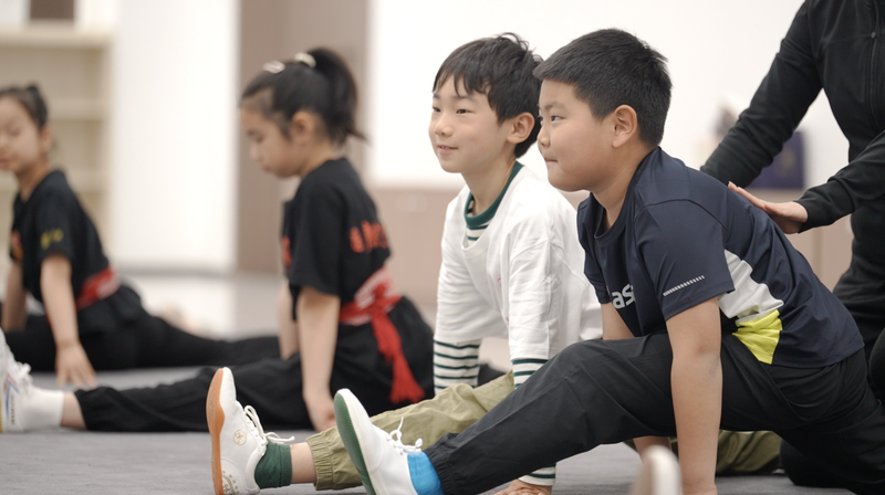 Reviving_Tradition__Peking_Opera_Captivates_New_Generation_in_2026_poster - Khabar Asia Reviving_Tradition__Peking_Opera_Captivates_New_Generation_in_2026 video poster