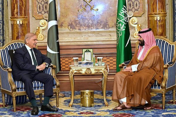 Saudi_Pakistan_Talks_Focus_on_Bilateral_Growth__US_Iran_Diplomacy