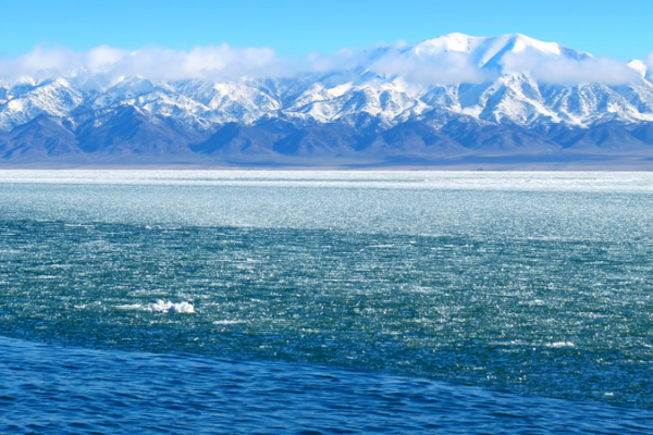 Sayram_Lake_s__Ice_Push__Marks_Winter_s_Final_Act_in_2026 video poster