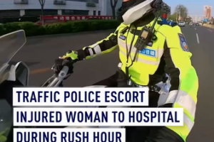 Tangshan_Police_Complete_9_Minute_Emergency_Hospital_Run video poster