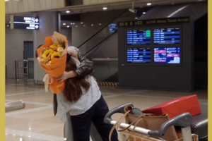 Tehran_Beijing_Air_Link_Resumes_Amid_Regional_Caution video poster