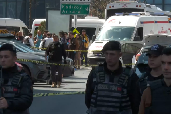 Three_Killed_in_Shooting_Near_Israeli_Consulate_in_Istanbul video poster