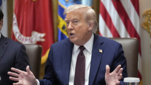 Trump_Claims_Iran_s_New_Leader_Seeks_Ceasefire_Amid_Hormuz_Tensions