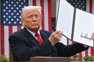 Trump_Slaps_100__Tariff_on_Key_Pharma_Imports__Effective_2026