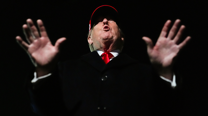 Trump_Threatens_Iranian_Ships_Near_US_Blockade_in_2026_Standoff