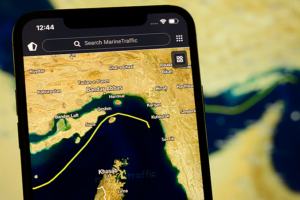 US_Blockade_of_Strait_of_Hormuz_Sparks_Global_Economic_Fears