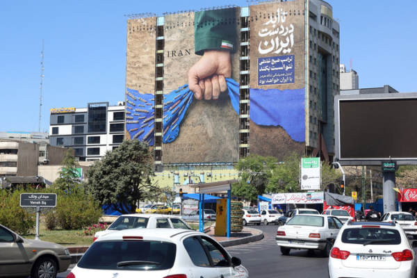 US_Iran_Ceasefire_Talks_Intensify_Amid_Hormuz_Tensions