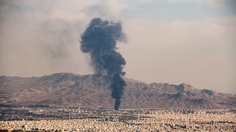 US_Iran_Tensions_Escalate_as_Strait_of_Hormuz_Deadline_Looms video poster