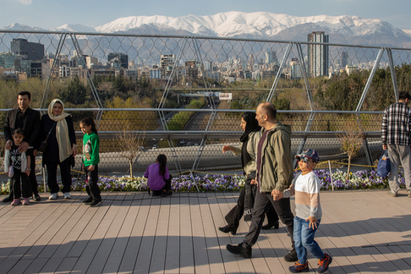 US_Israeli_Strikes_Kill_8__Injure_95_in_Northern_Iran_Bridge_Attack