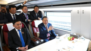 Vietnamese_Leader_Hails_China_s_Rail_Advancements_During_10_Hour_Journey