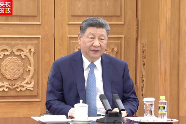 Xi_Jinping__Spanish_PM_Discuss_Trade_and_Global_Ties_in_Beijing_Meeting video poster