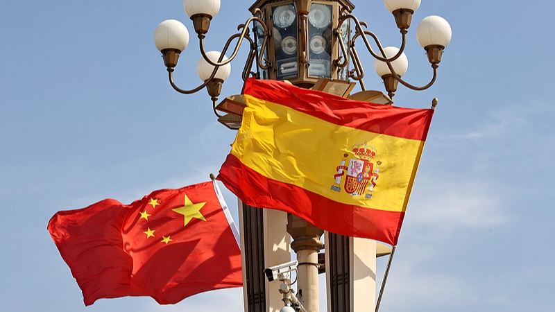 Xi_Jinping__Spanish_PM_Sanchez_Strengthen_Ties_in_Beijing_Meeting