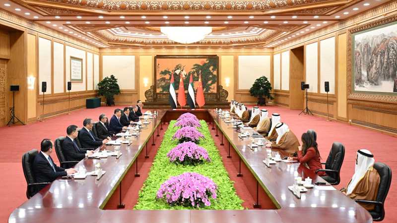 Xi_Jinping__UAE_Crown_Prince_Strengthen_Ties_in_Beijing_Meeting_poster - Khabar Asia Xi_Jinping__UAE_Crown_Prince_Strengthen_Ties_in_Beijing_Meeting video poster