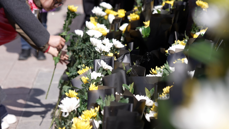 Xinjiang_Honors_Organ_Donors_in_Solemn_Qingming_Memorial_Ceremony_poster - Khabar Asia Xinjiang_Honors_Organ_Donors_in_Solemn_Qingming_Memorial_Ceremony video poster