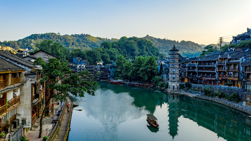 Discover_the_Timeless_Charm_of_Fenghuang_Ancient_Water_Town video poster